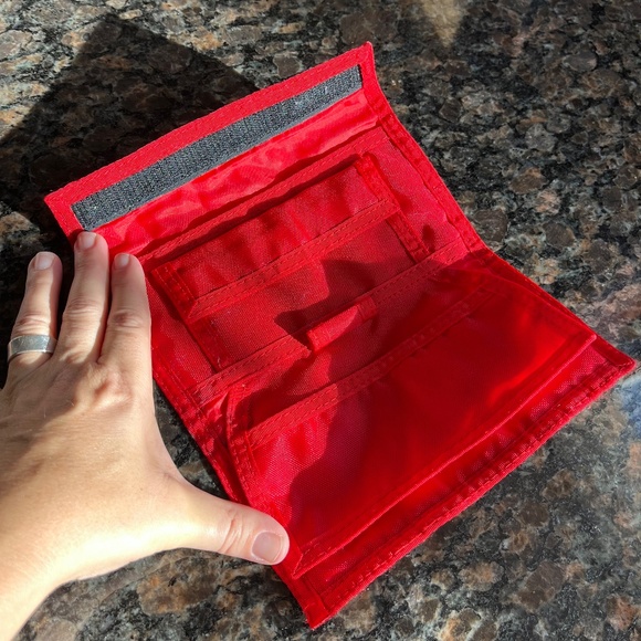 Vintage Rainbow Hook & Loop Wallet - Picture 3 of 5